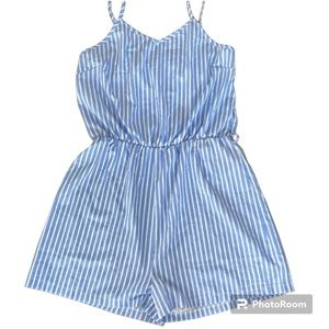 NWT ROMWE‎ Romper Light Blue White Stripe Shorts Size Large
